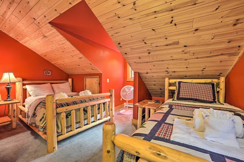 House (4 Bedrooms) photo 2