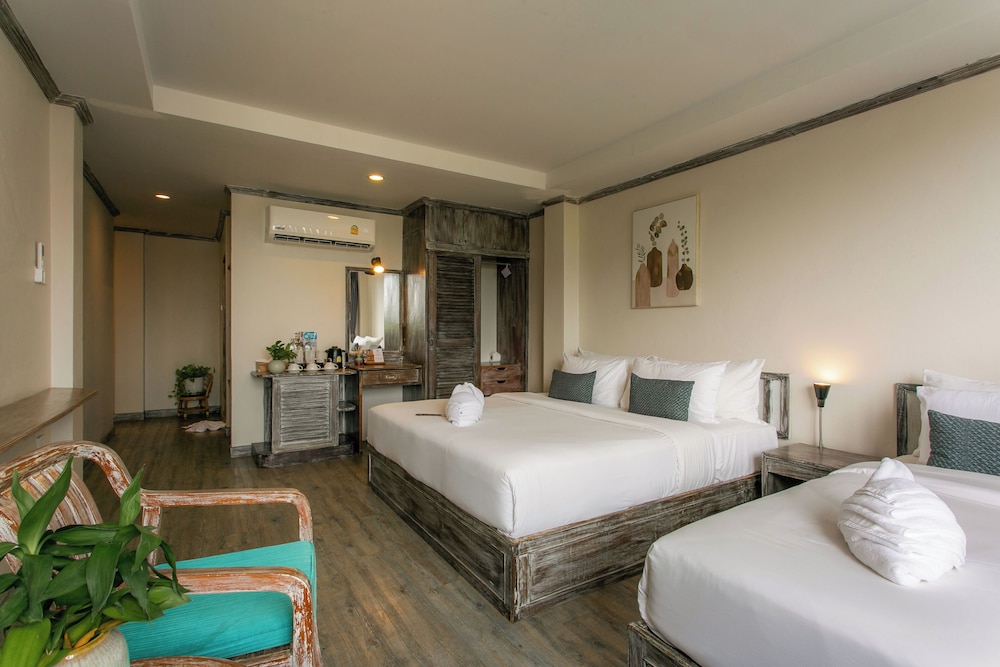 Junior Room - Photo 11