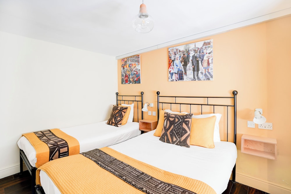 Standard Room, 2 Twin Beds photo 1