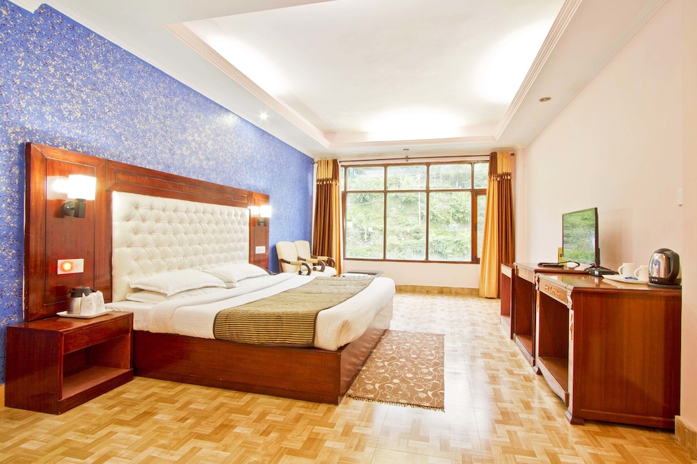 Royal Suite, 1 King Bed, Non Smoking, River View