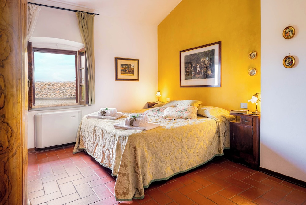 Villa, Balcony, Hill View