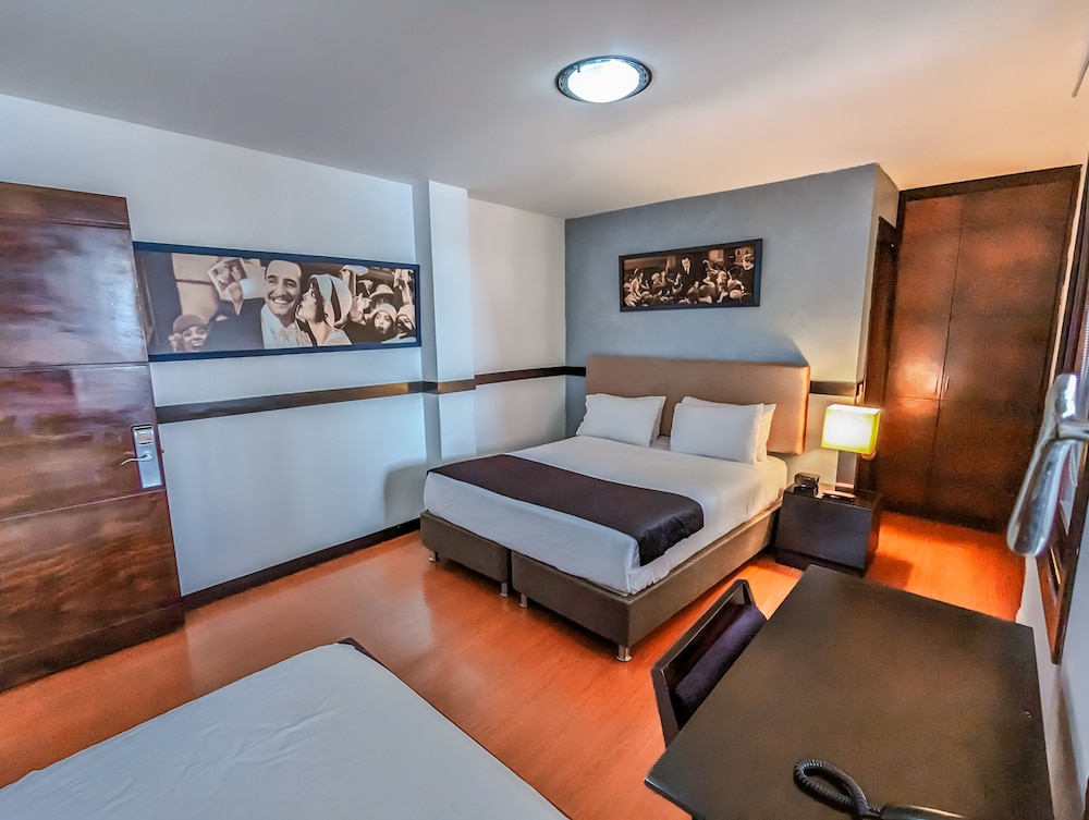 Standard Room - Photo 10