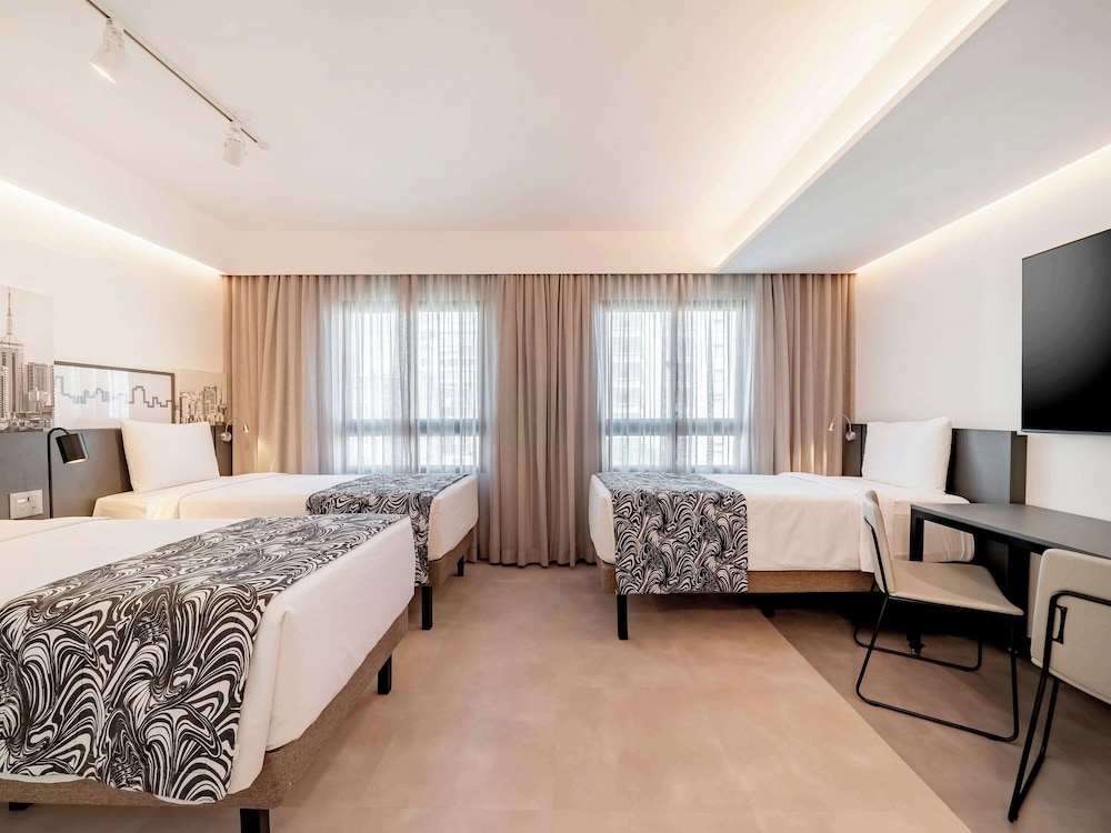 Superior Room, 3 Twin Beds - Photo 1