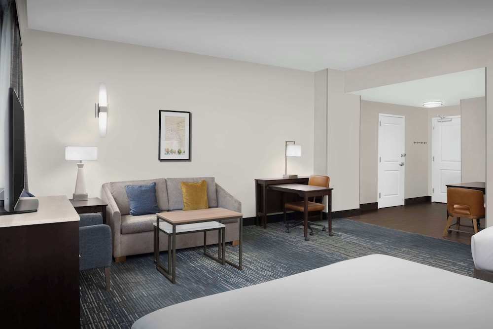 Studio, 2 Queen Beds, Accessible (Hearing) photo 3