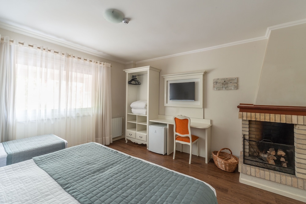 Superior Triple Room photo 3