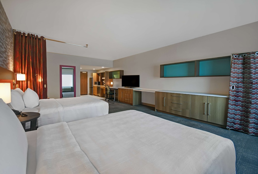 Studio, 2 Queen Beds, Accessible (Hearing) - Photo 4