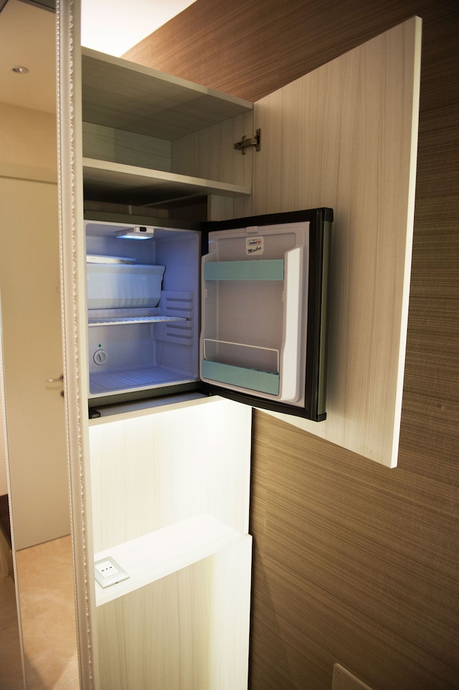 Quadruple Room - Photo 11