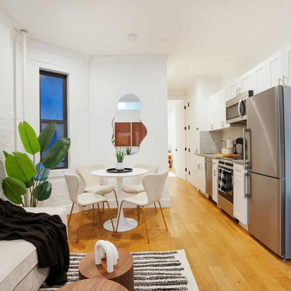 Apartment photo 1