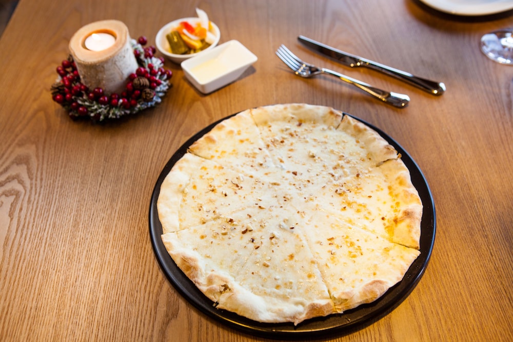 [All-In PKG] Family(cooking/garden view/bed)-Brunch for2+Sports Center for2(sauna+gym+pool)+1 pizza photo 3