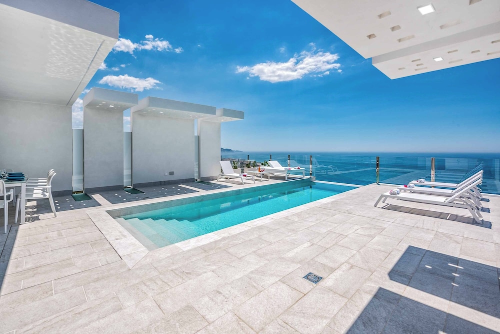 Villa (4 Habitaciones)