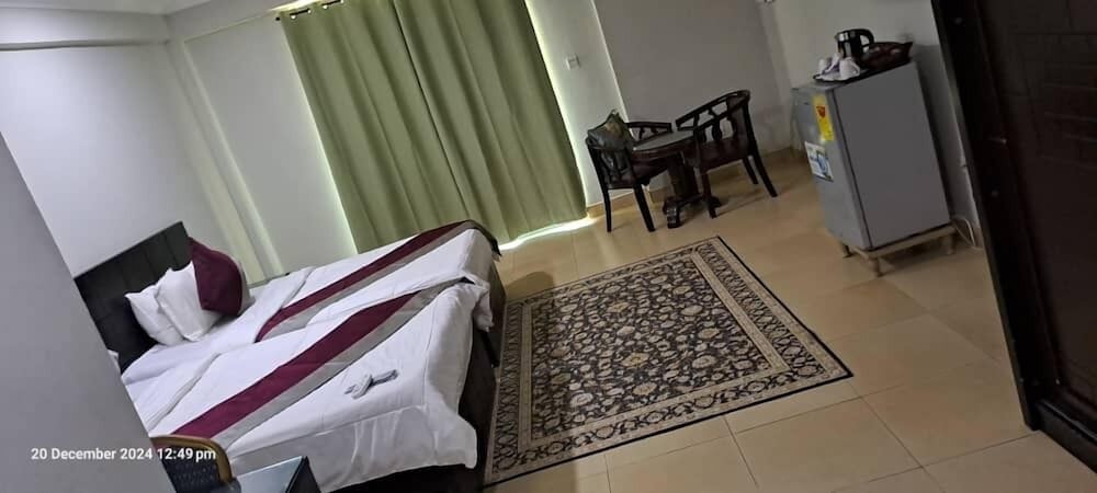 Deluxe Twin Room, 2 Bedrooms, Non Smoking, City View