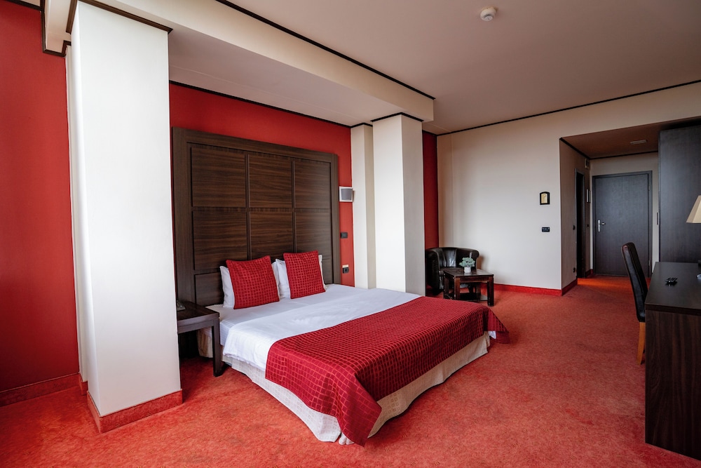 Standard Single Room, 1 King Bed, Non Smoking