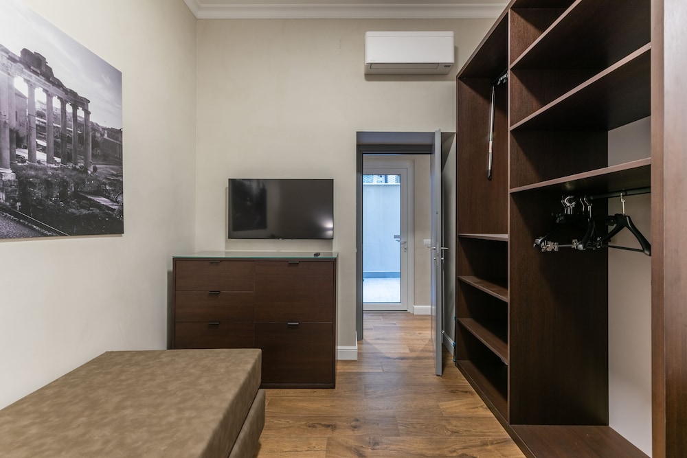Apartment (Colosseo) photo 3
