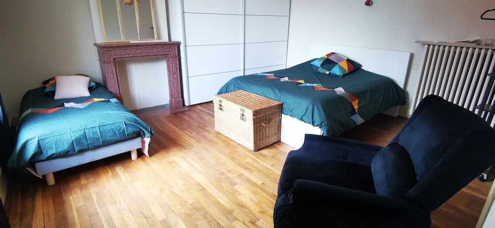 Basic Triple Room photo 1