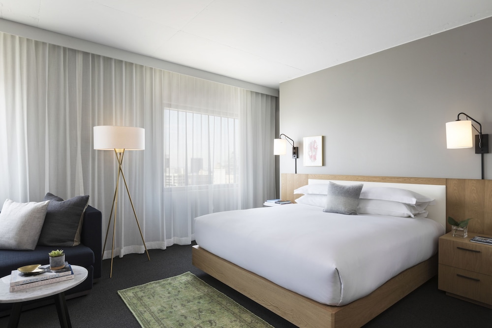 Suite, 1 King Bed (Spa)