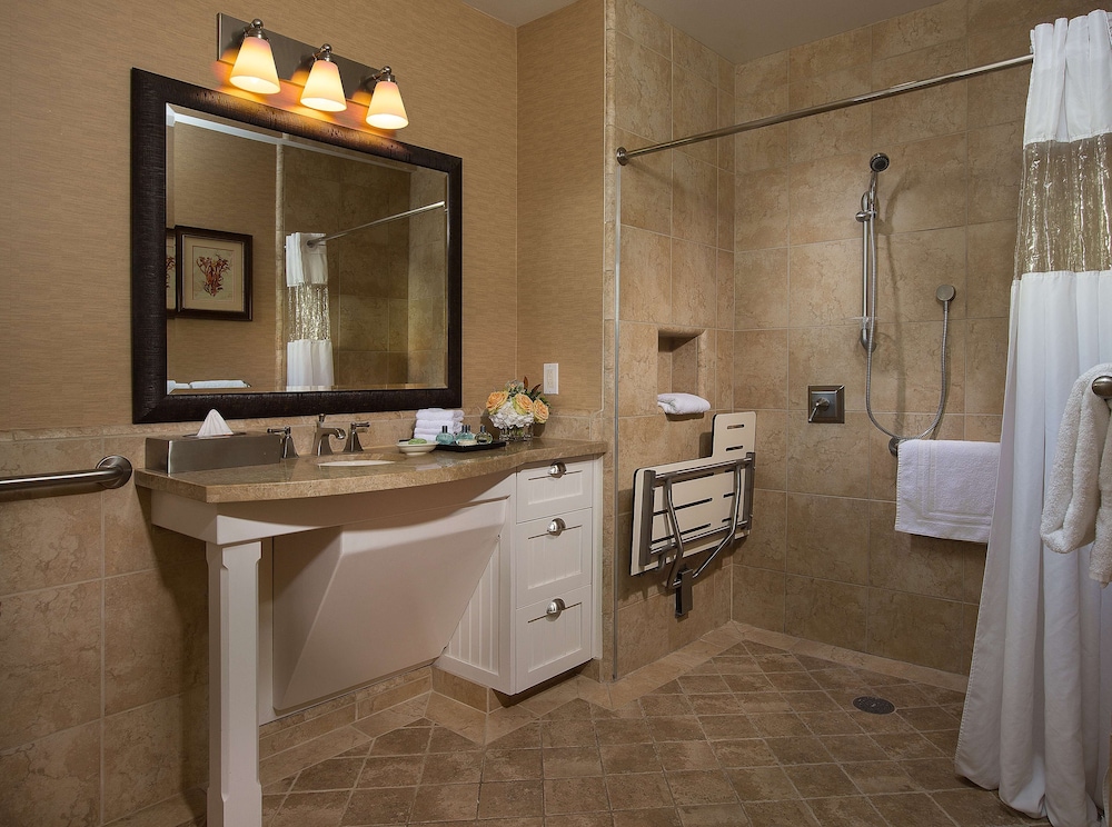 Suite, Ground Floor - Photo 4