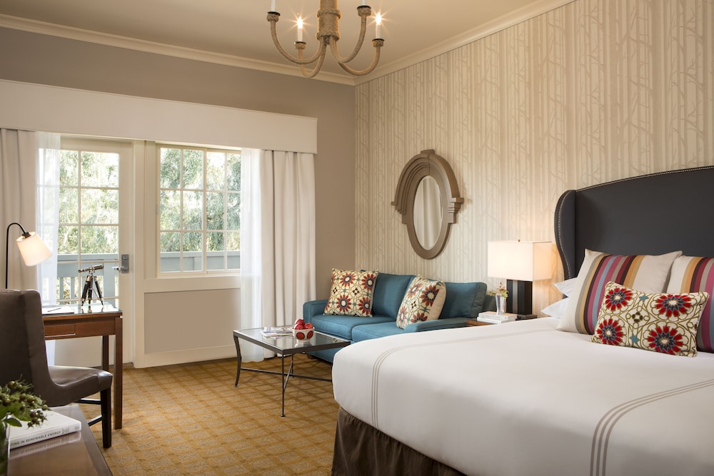 Riverview Deluxe King - Photo 1