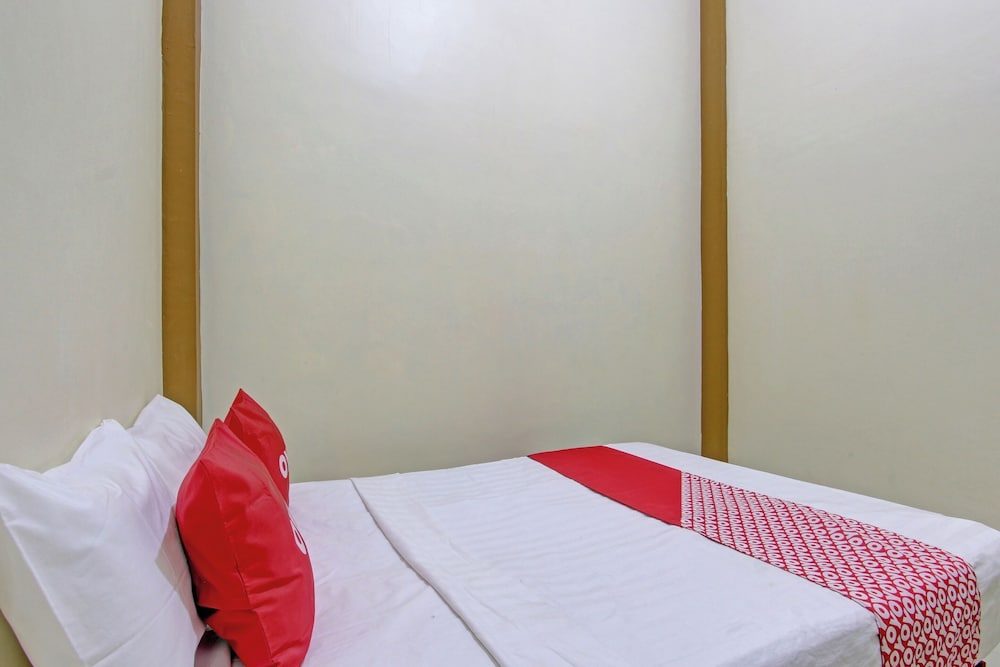 Economy Double Room photo 2