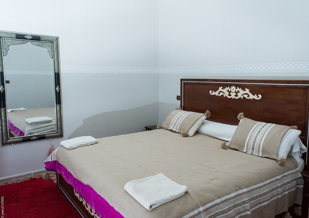 Deluxe Room - Photo 14