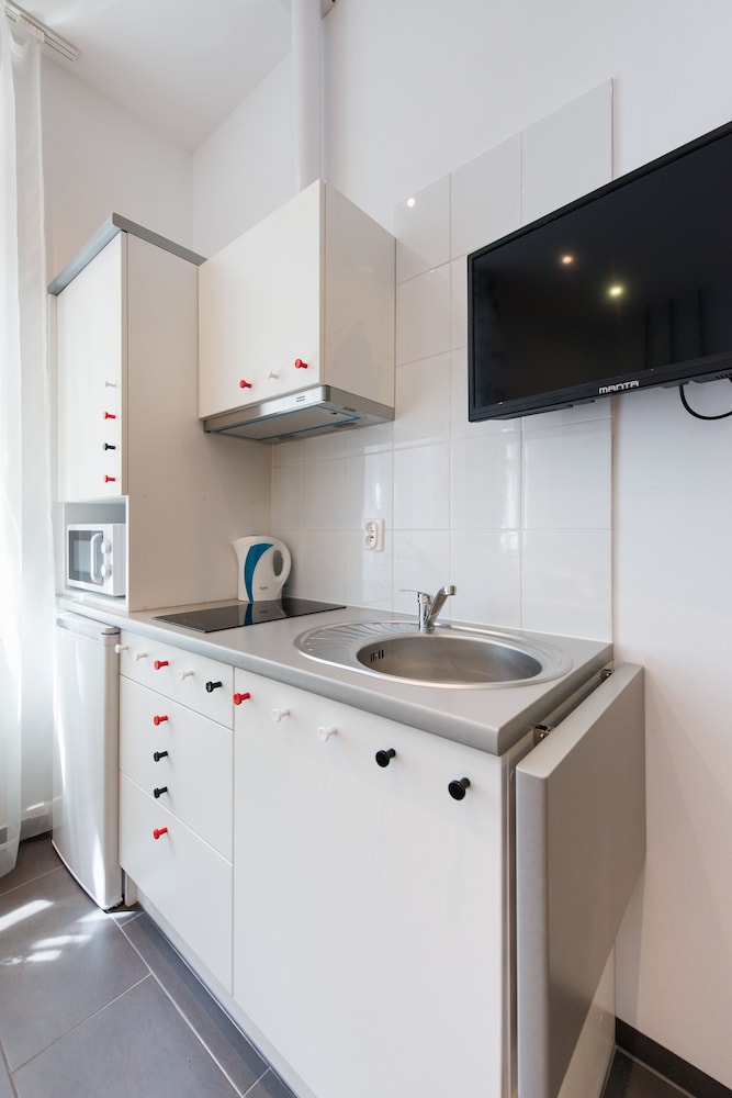 Studio Suite photo 3