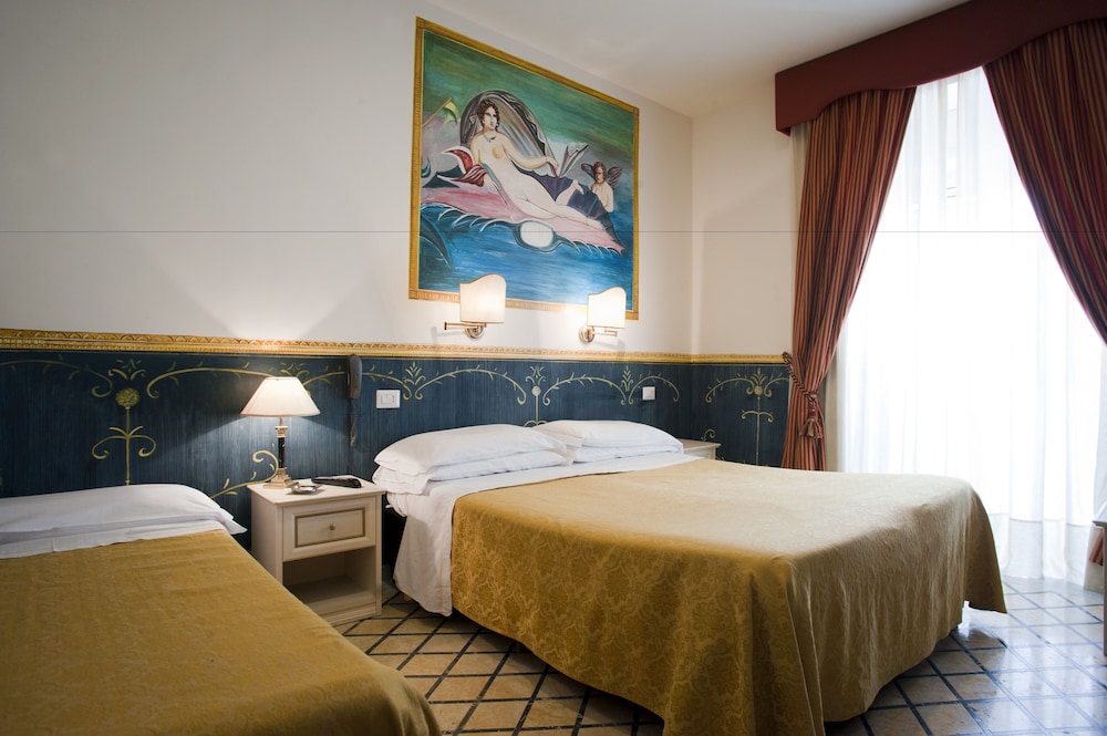 Standard Triple Room - Photo 3