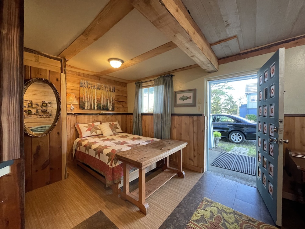 Deluxe Studio Suite, Garden View photo 2