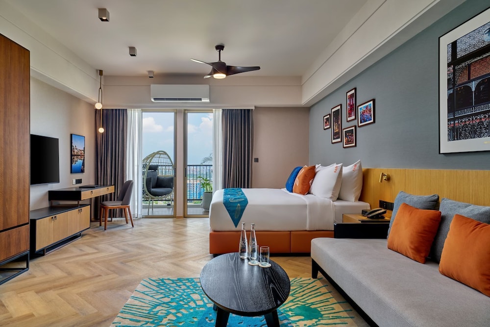Deluxe Premier Suite