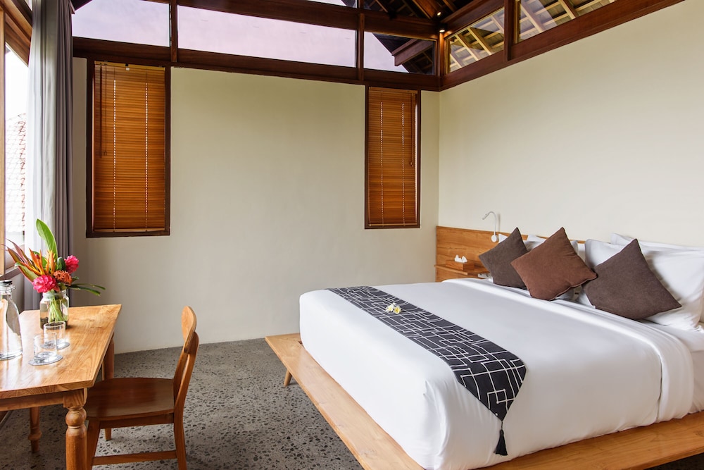 2BR Villa Avyathi | 8 mins Drive to Beach, Concierge, Chef on Request