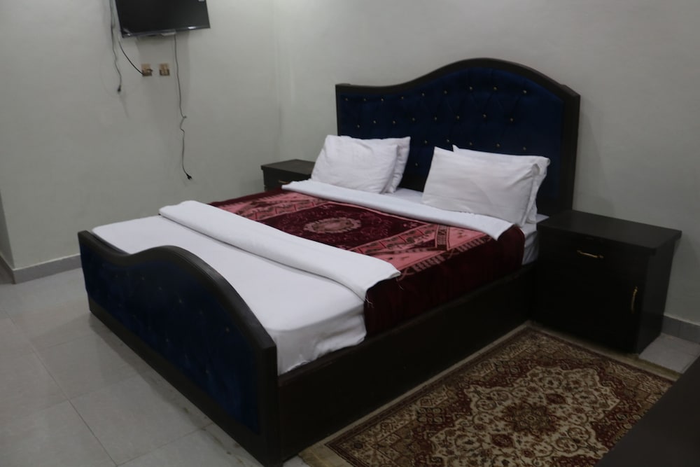 Double Room - Photo 3