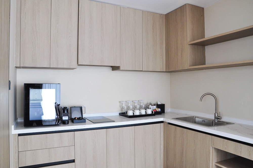 Two Bedroom Suite - Photo 6