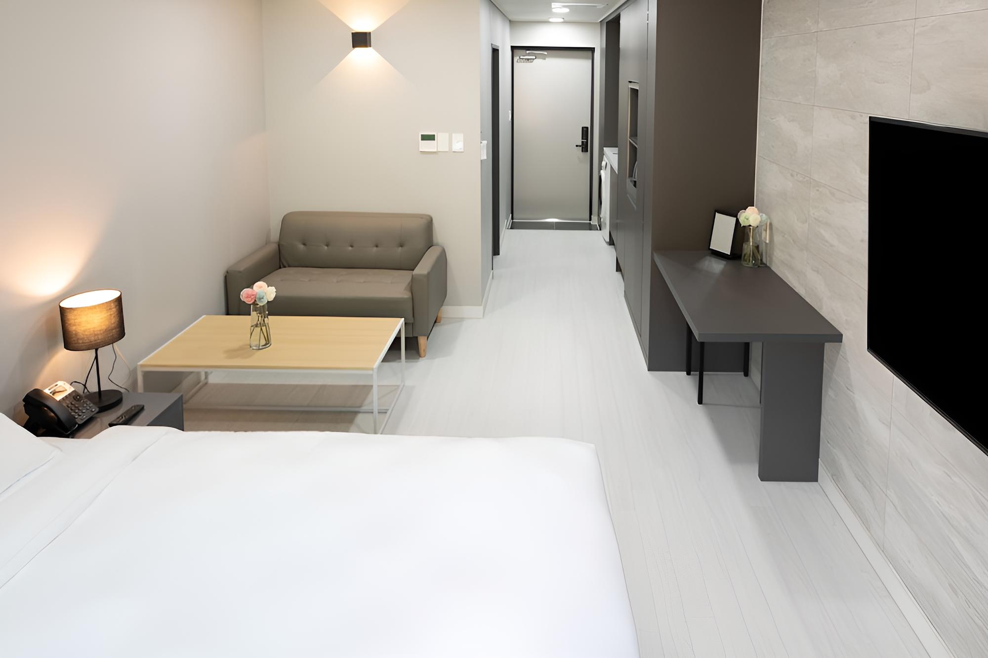 Standard Double Room - Photo 1