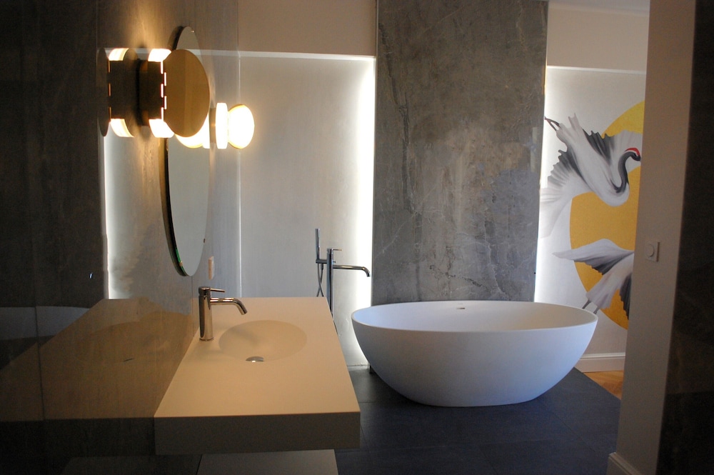 Junior Suite Double or Twin Room( Vue Vallee) photo 3