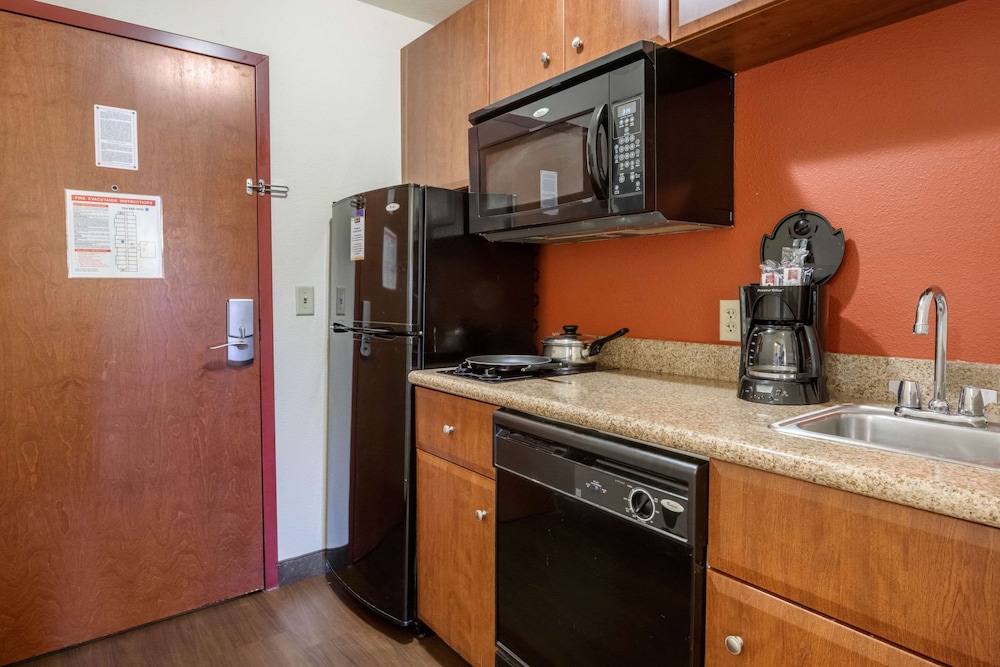 Suite, Non Smoking - Photo 9