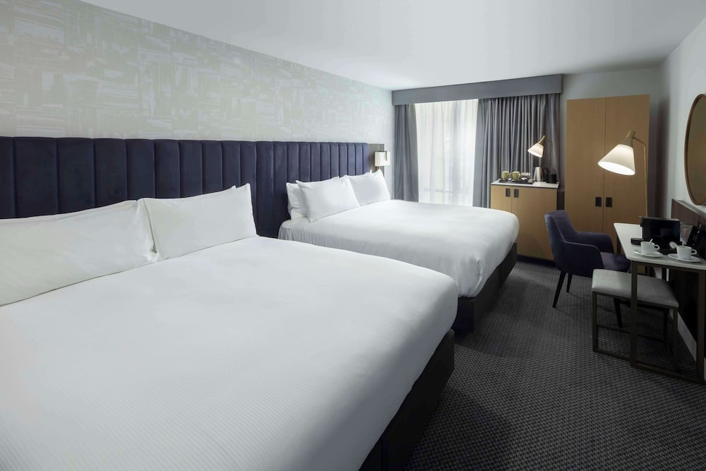 Deluxe Room, Multiple Beds