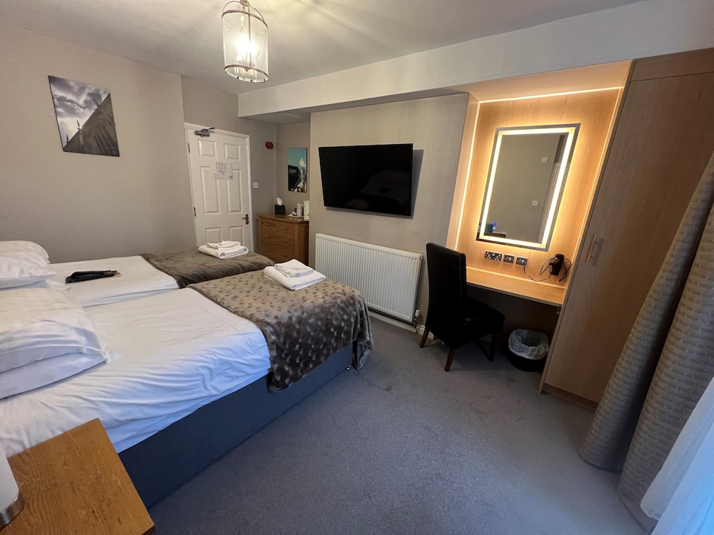 Economy Double or Twin Room photo 1