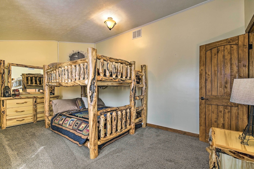 House (6 Bedrooms) photo 1