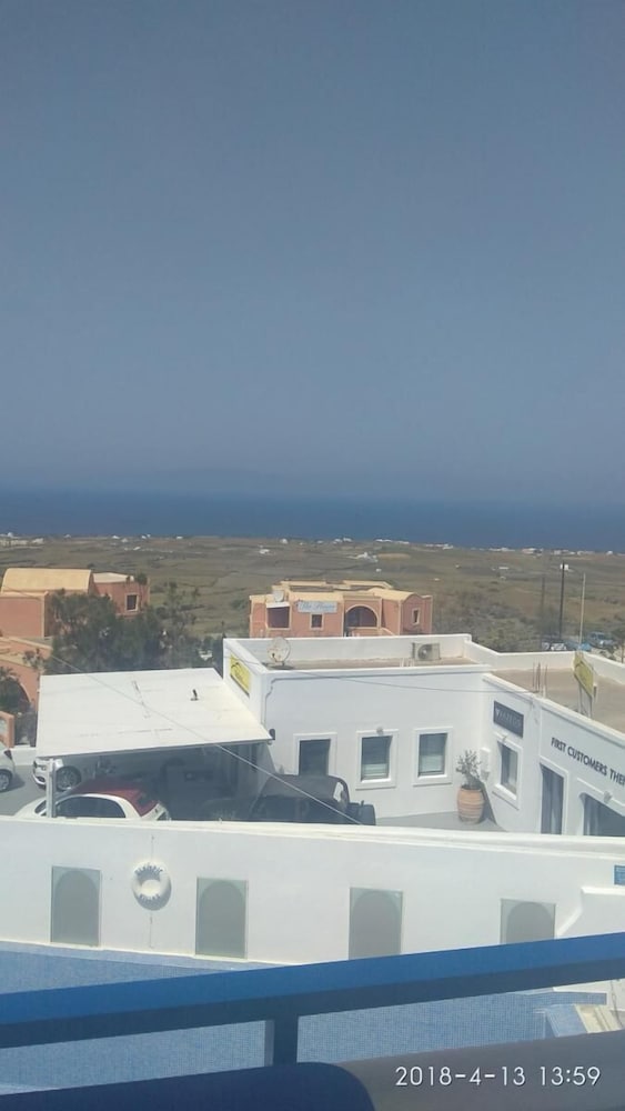 One Bedroom Apartment with Sea View - Photo 25