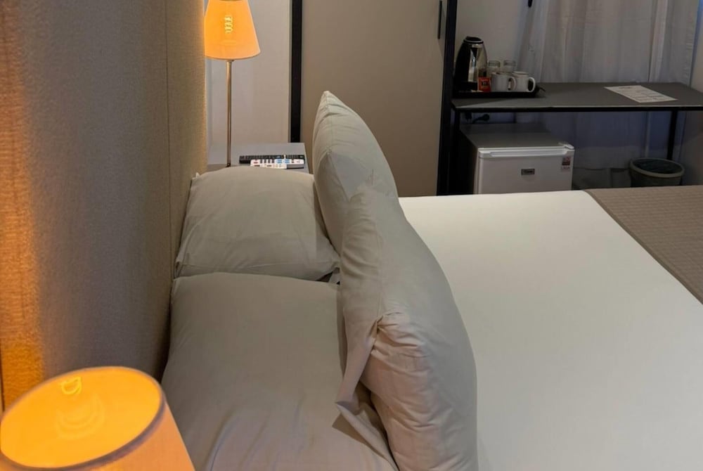 Room, 1 Queen Bed - Photo 1