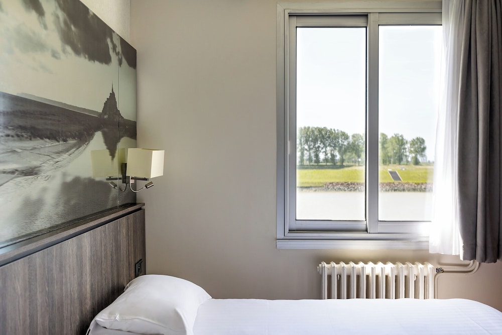 La Digue Room with River View