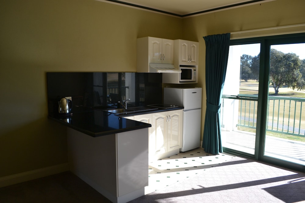 Banksia Suite photo 2