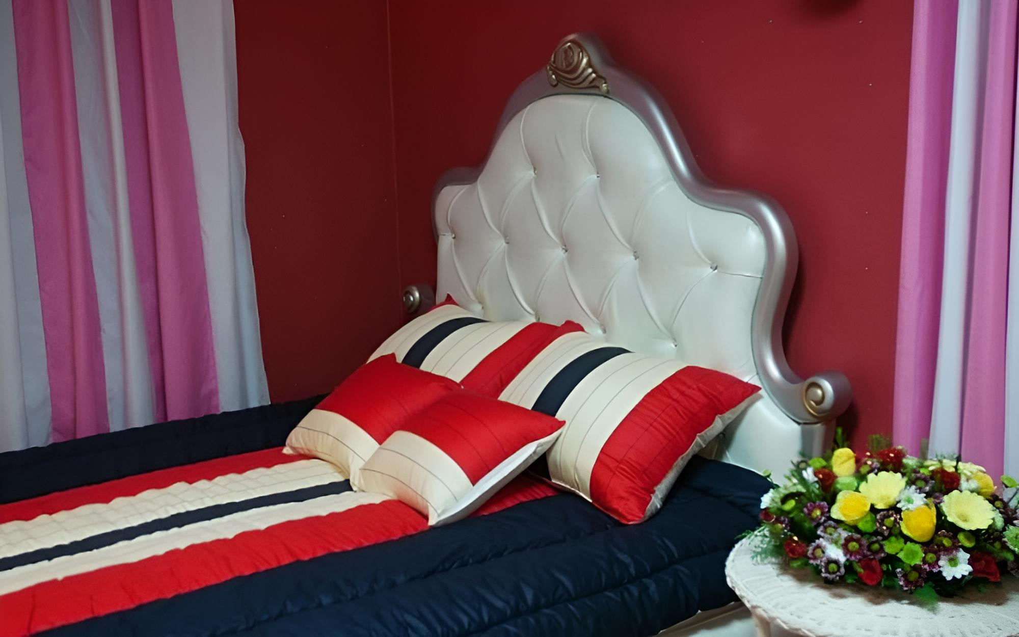 Room (Agnes) - Photo 9