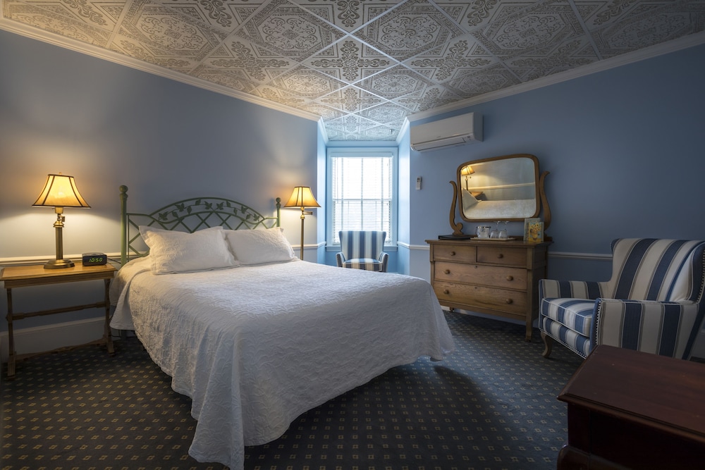 Primrose Room (Shower Only) photo 1