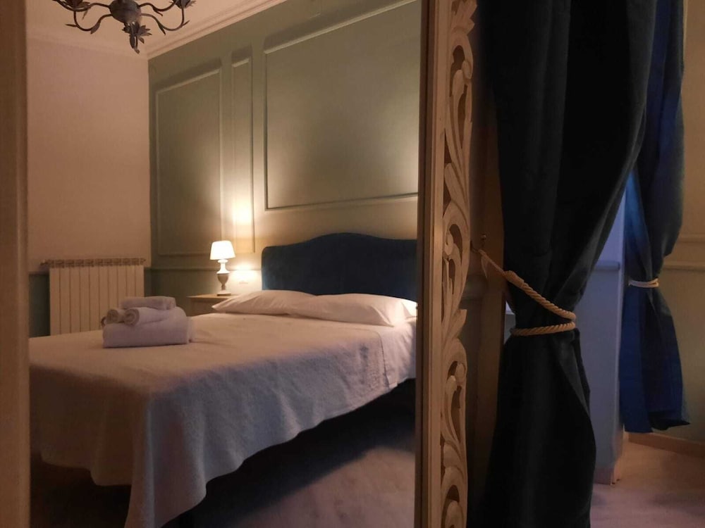 Classic Room, City View