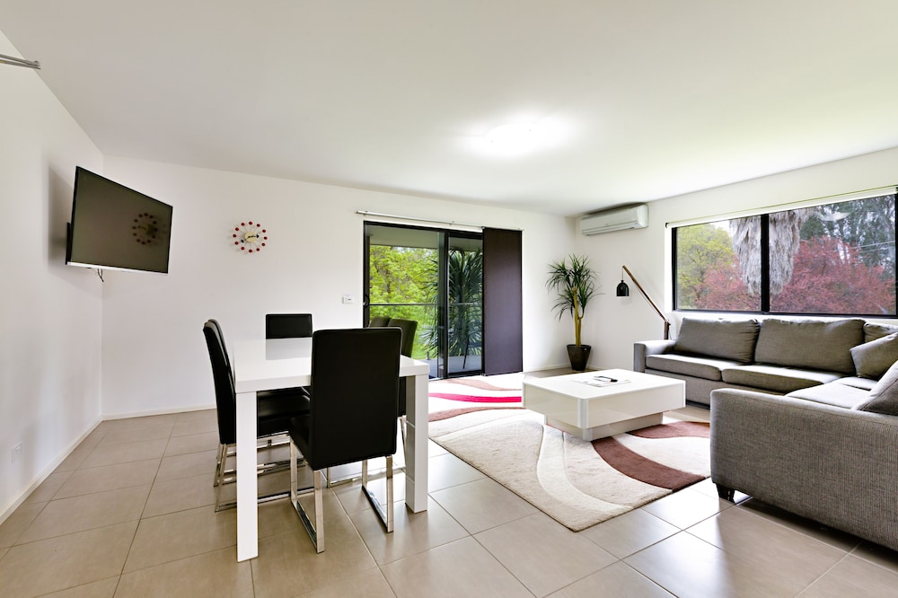Standard Apartment, 1 Bedroom, Non Smoking, Kitchen (Apt - Double) photo 1