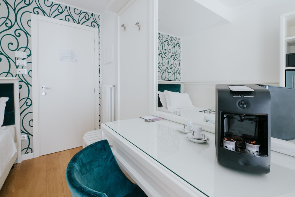 Comfort Double Room - Photo 6
