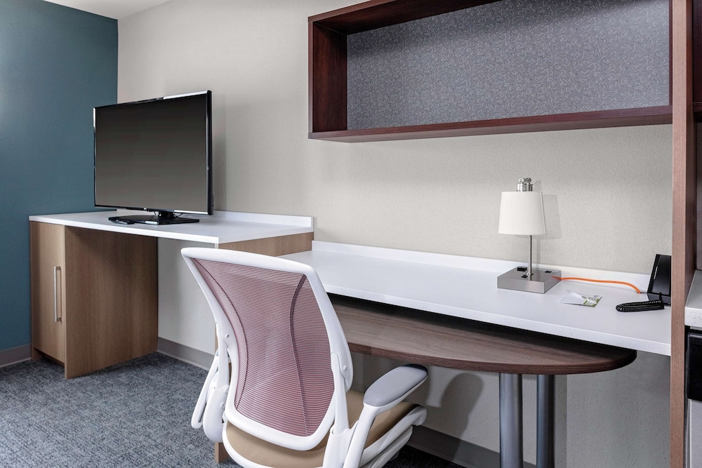 Suite, 1 King Bed, Accessible (Hearing) - Photo 1