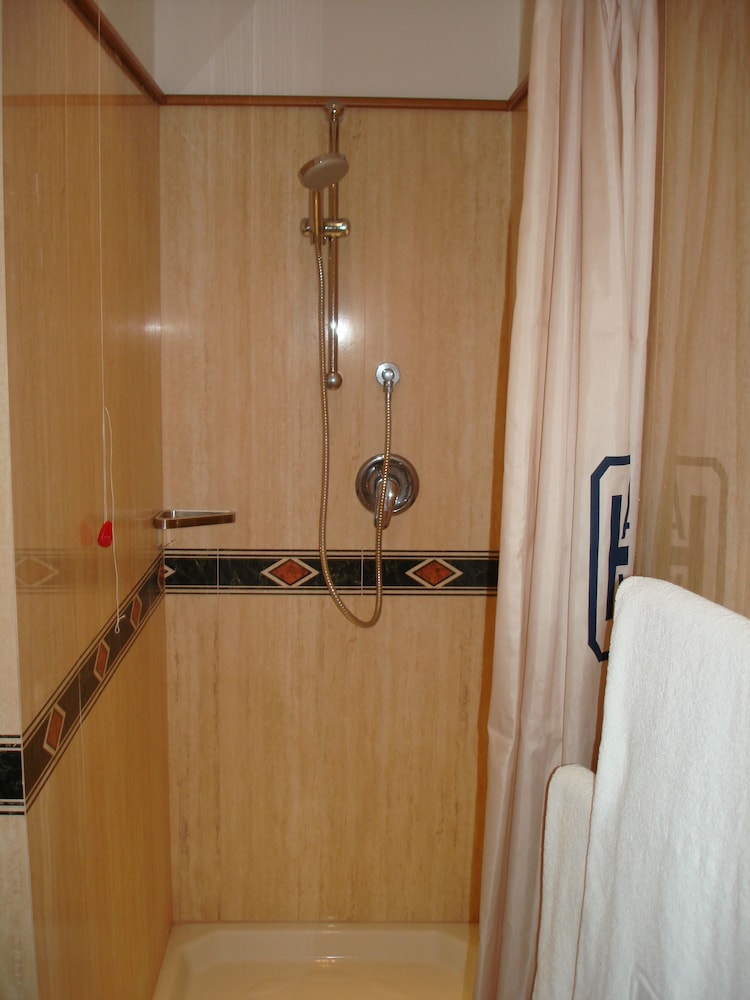 Junior Suite, Multiple Beds, Non Smoking photo 2