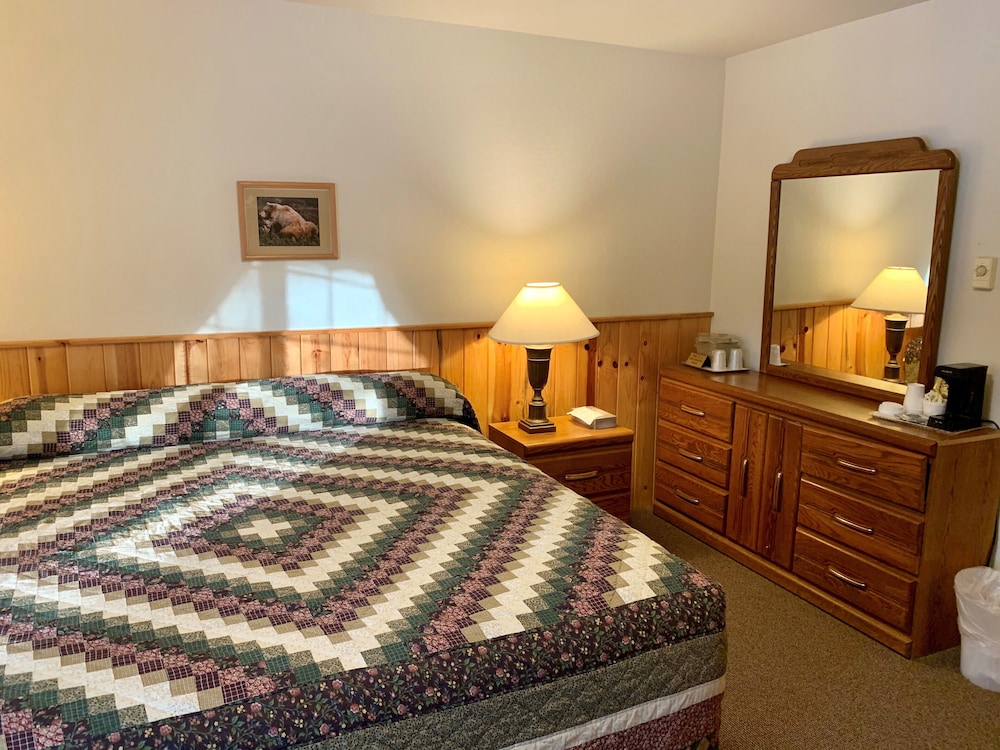 Standard Room, 1 King Bed photo 1