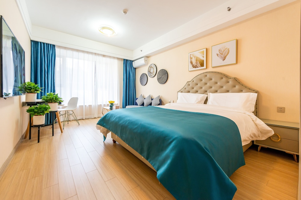 Elite Room