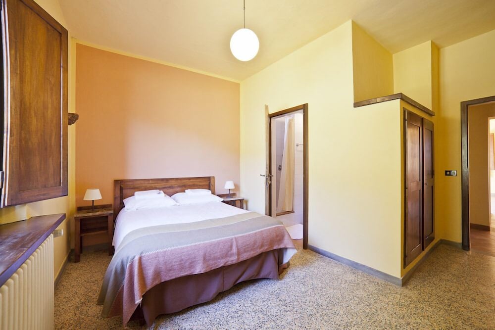 Economy Double Room photo 2